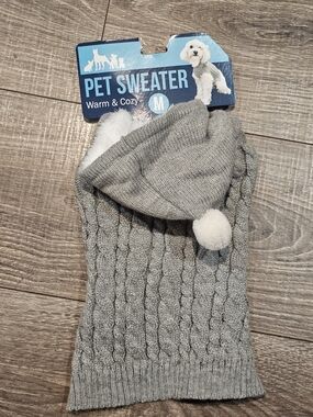 NEW Pet Sweater Size M Grey Knit Dog Sweater with Hood and Pom